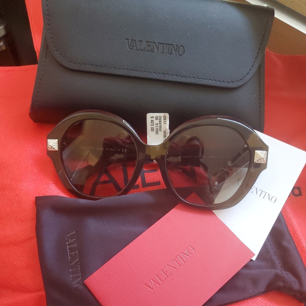 Authentic new Valentino garavani sunglasses shoes bag glasses